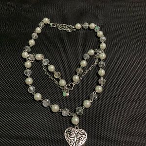 silver and pearl necklace